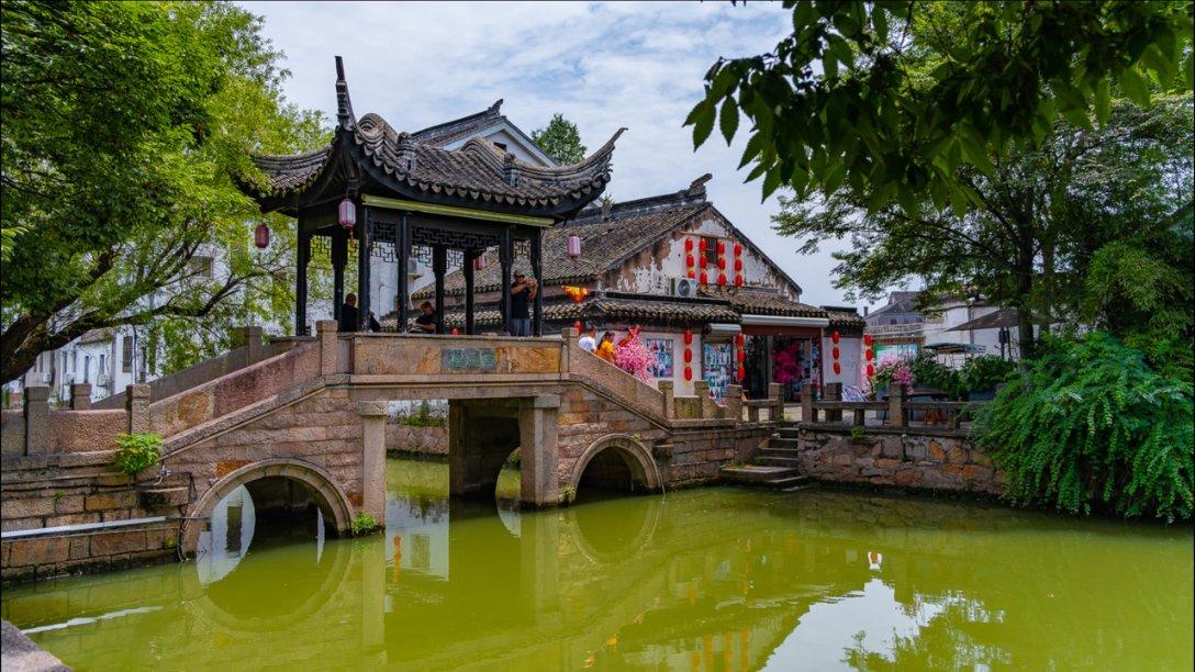 张艺谋妻子首度回应急售豪宅，真实情况是怎样的？游戏画面